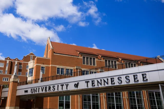Logo:6mn2ynl-Edk= University of Tennessee