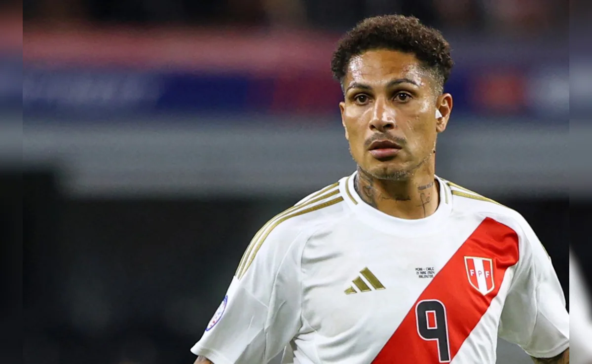 Paolo Guerrero Net Worth: $20 Million (Peruvian Footballer)