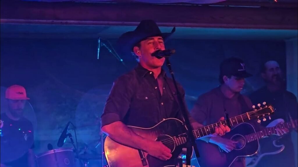 Aaron Watson Net Worth: $4 Million